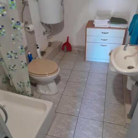 Darinka Apartmán *